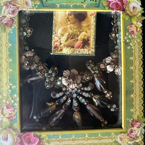 Michal Negrin Elegant Necklace - Picture 5 of 9